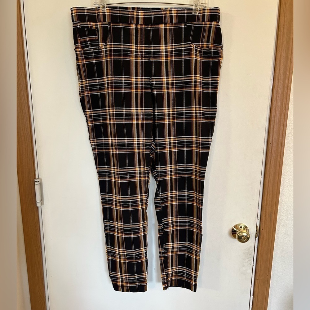 No boundaries XXL, plaid pull on stretchy pants